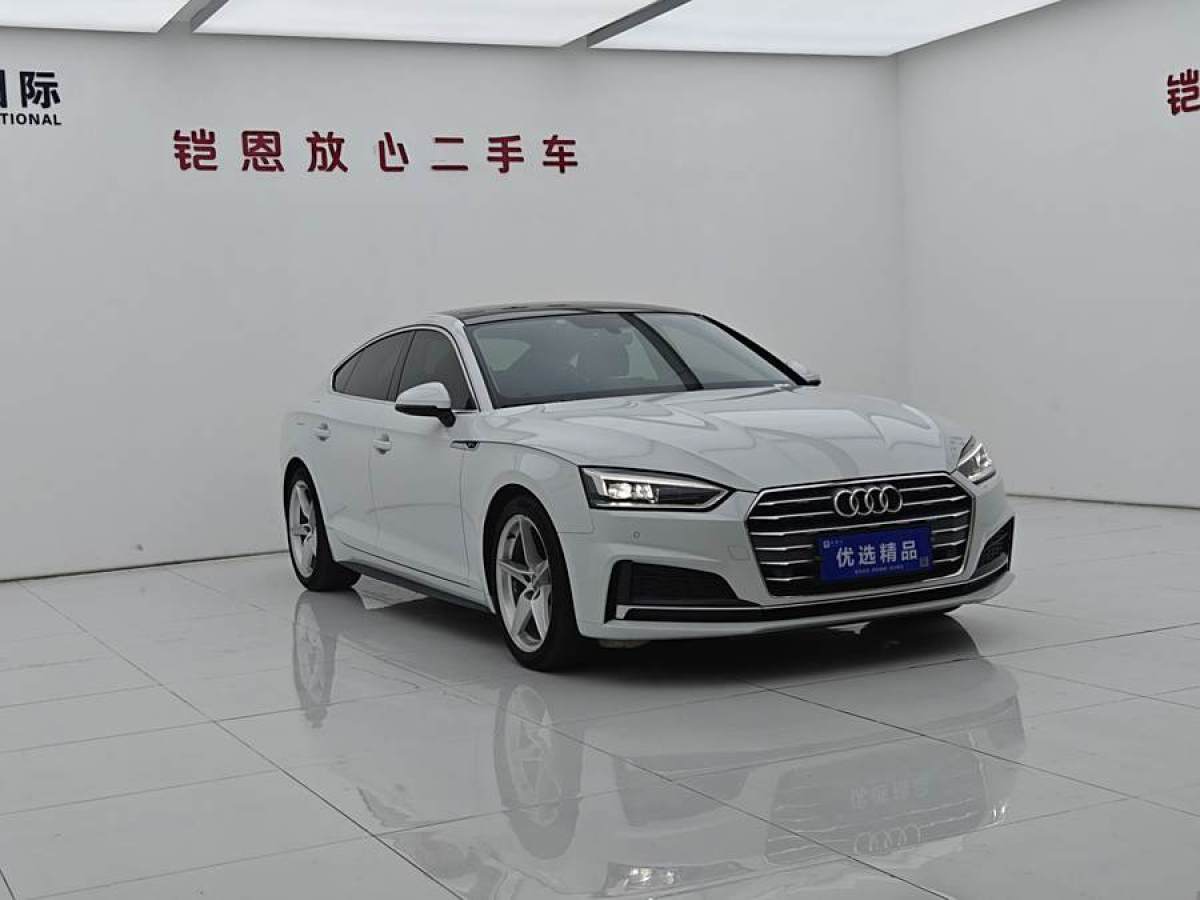 奧迪 奧迪A5  2019款 Sportback 40 TFSI 時(shí)尚型圖片