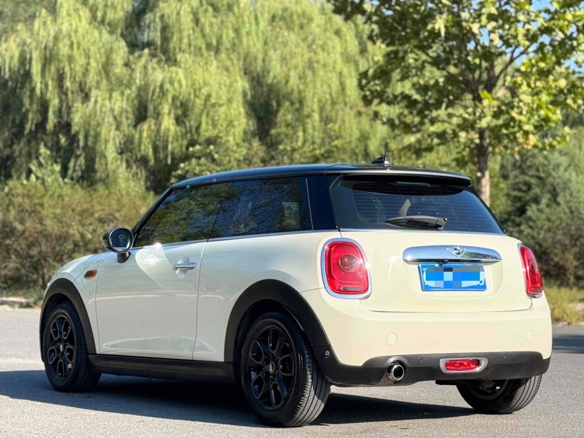 MINI MINI  2016款 1.5T COOPER 表現(xiàn)派圖片