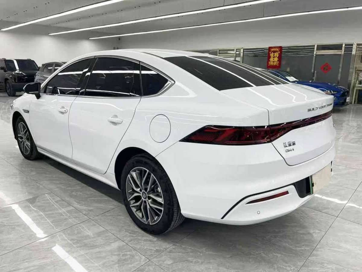 比亞迪 秦PLUS  2023款 冠軍版 DM-i 120KM超越型圖片
