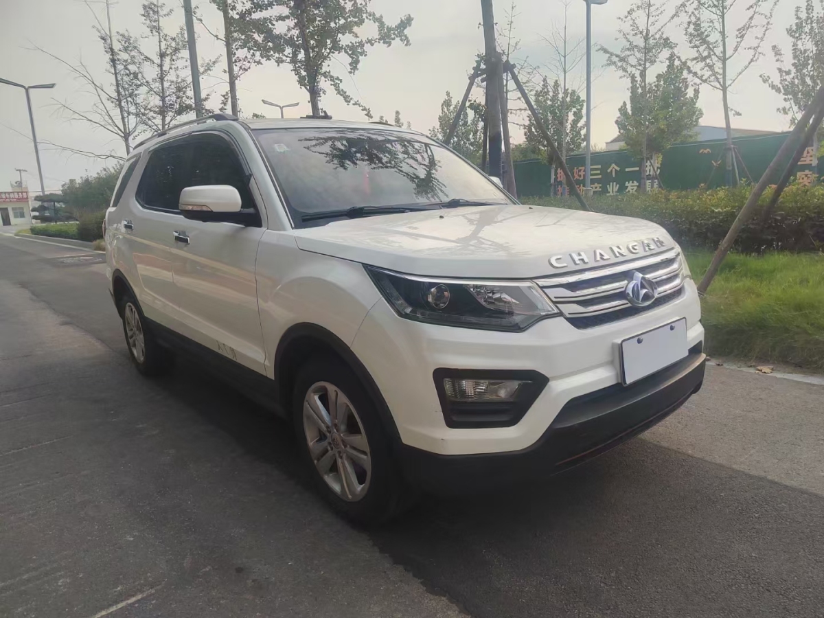 長(zhǎng)安歐尚 CX70  2016款 1.6L 手動(dòng)豪華型圖片