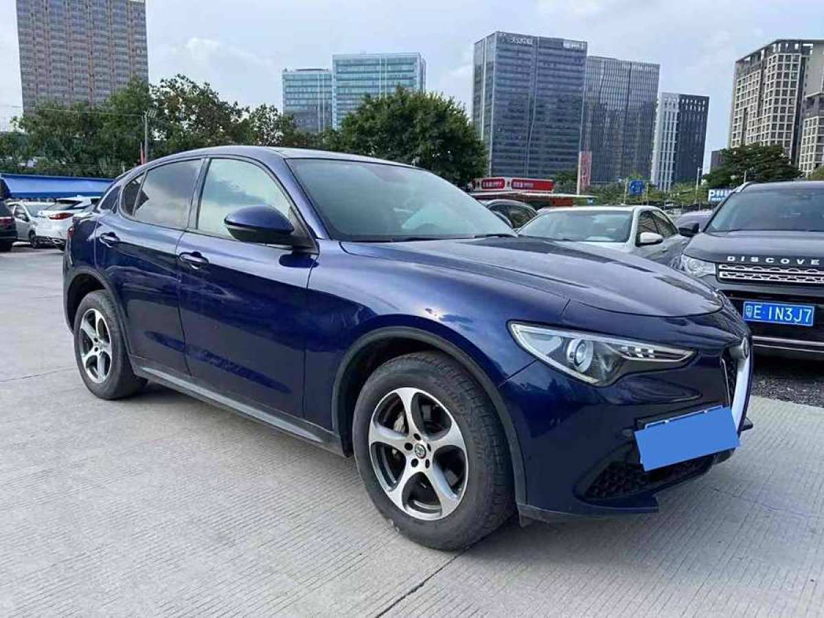 阿爾法·羅密歐 Stelvio  2017款 2.0T 200HP 精英版圖片