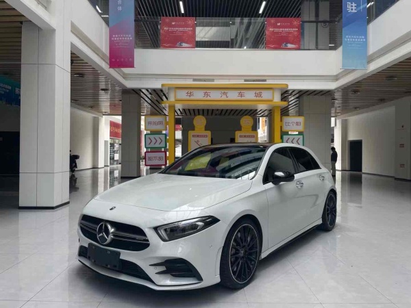 奔驰 奔驰A级AMG  2020款 AMG A 35 4MATIC