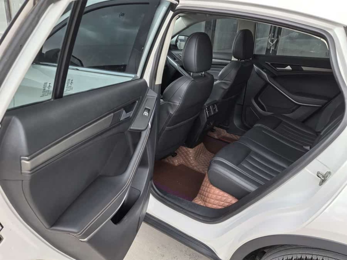 福特 領(lǐng)界  2020款 領(lǐng)界S EcoBoost 145 CVT鉑領(lǐng)型圖片