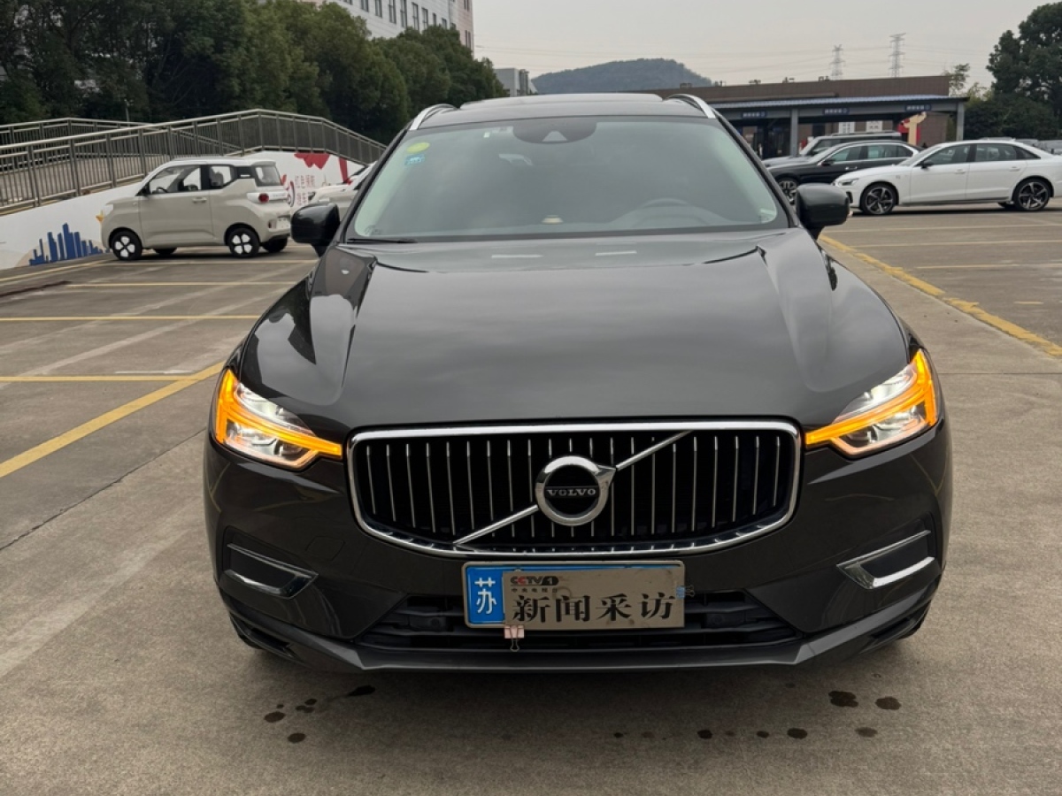 沃爾沃 XC60  2020款 T5 四驅(qū)智逸豪華版圖片