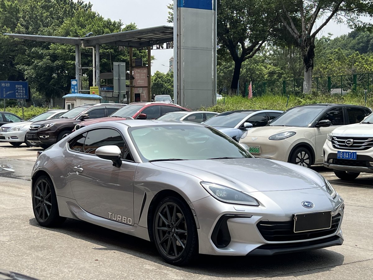 斯巴魯 BRZ  2023款 2.4L 手動(dòng)10周年紀(jì)念版圖片