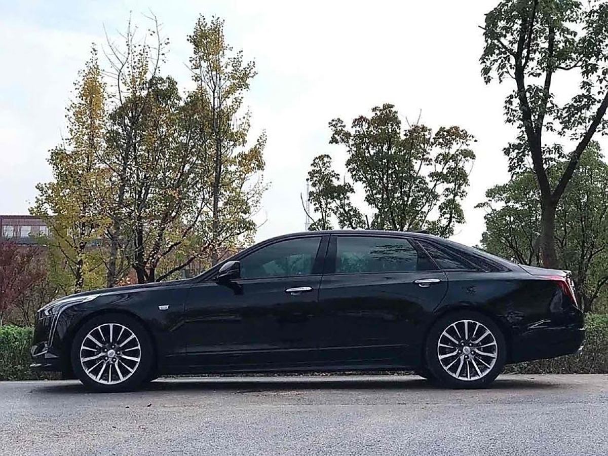 凱迪拉克 CT6  2019款 28T 豪華型圖片