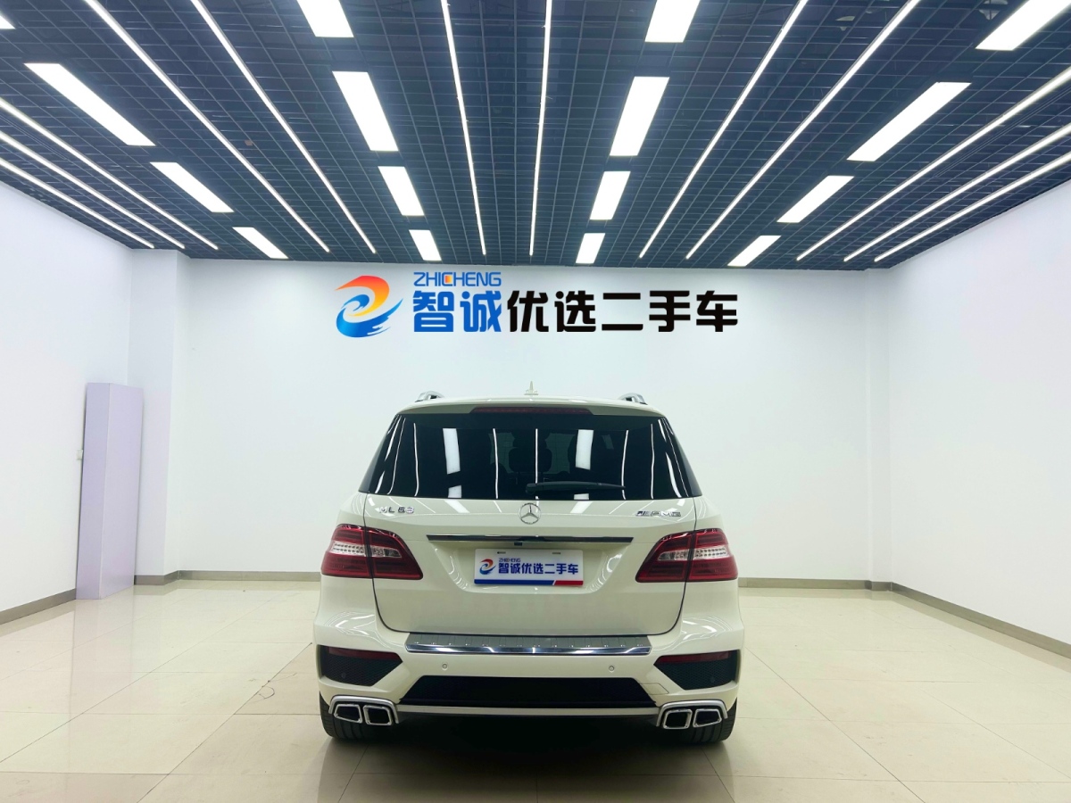 2013年8月奔馳 奔馳M級(jí)AMG  2012款 AMG ML 63