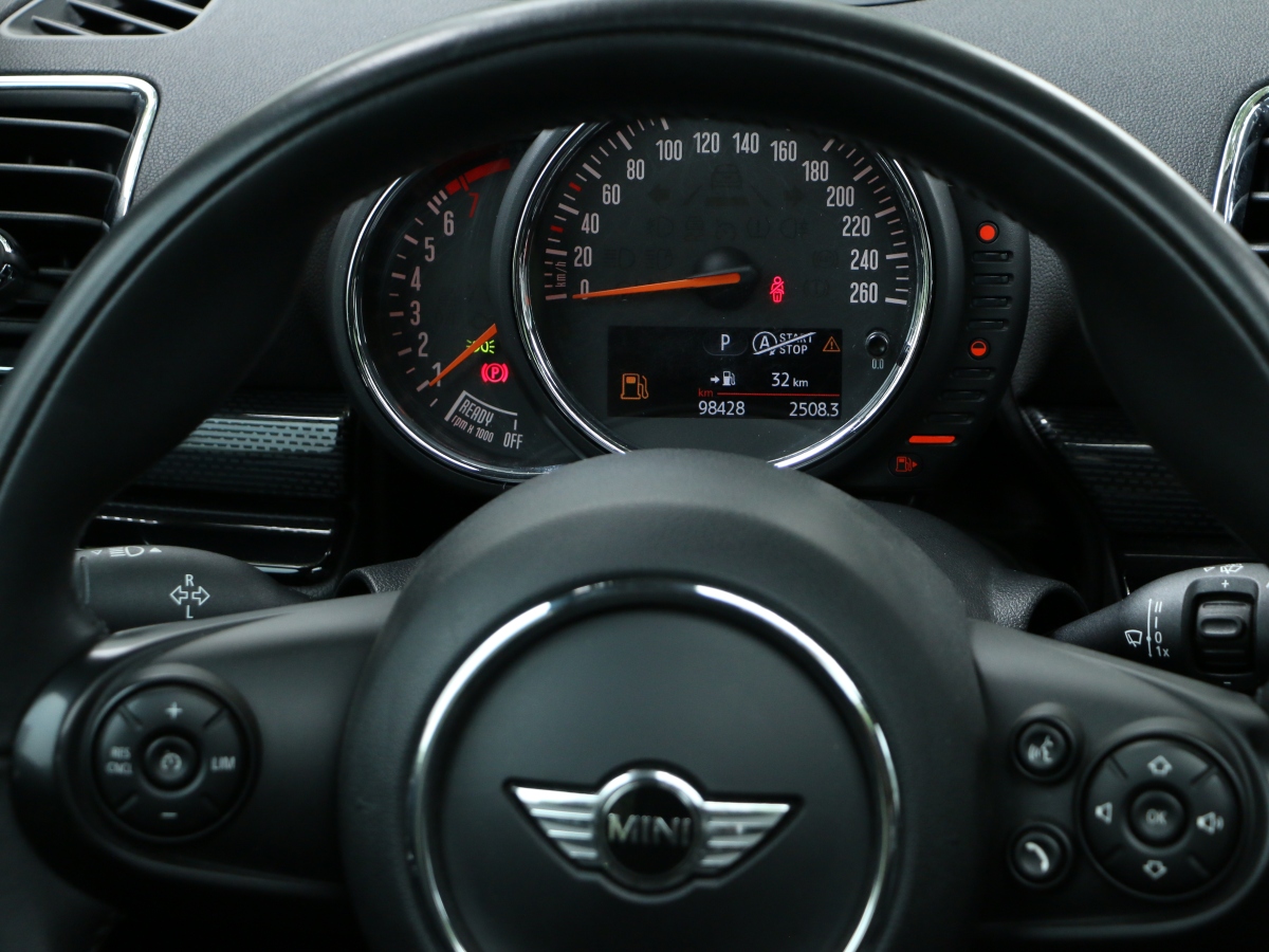 MINI CLUBMAN  2016款 改款 1.5T COOPER 極客版圖片
