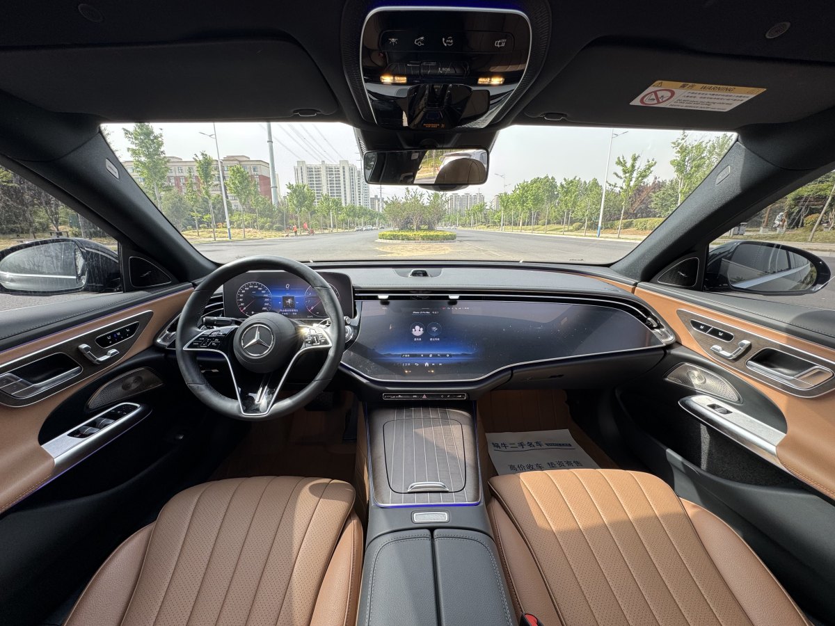 奔馳 奔馳E級  2024款 E 300 L 豪華型圖片