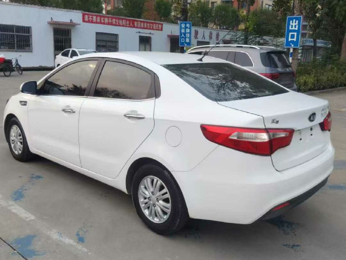 起亞 K5  2014款 2.0L 自動(dòng)PREMIUM 2圖片