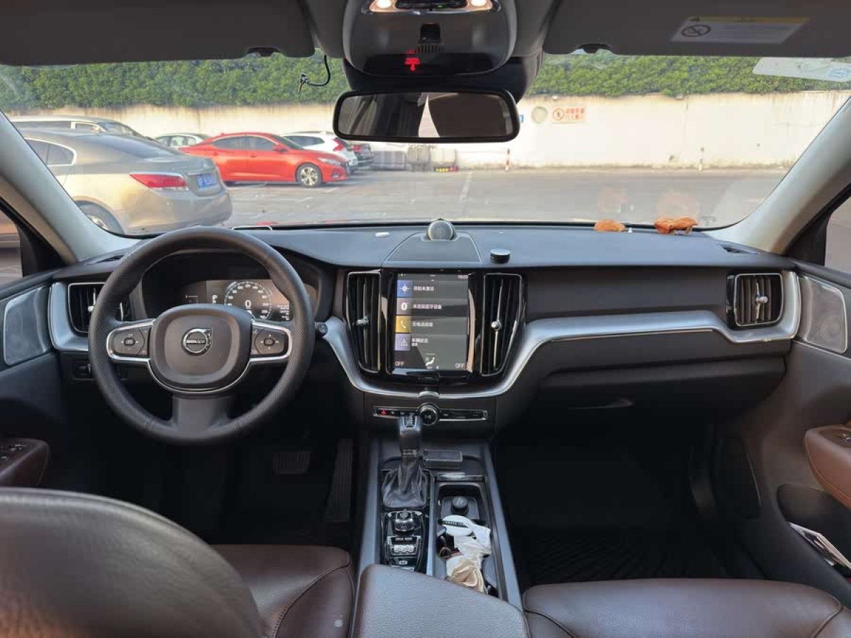 沃爾沃 XC60  2019款  T5 四驅(qū)智逸版 國VI圖片