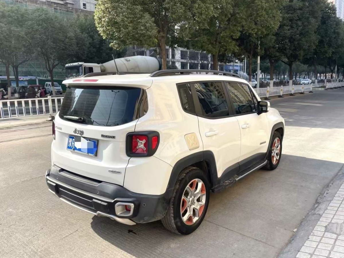 Jeep 自由俠  2017款 180T 手動動能版圖片