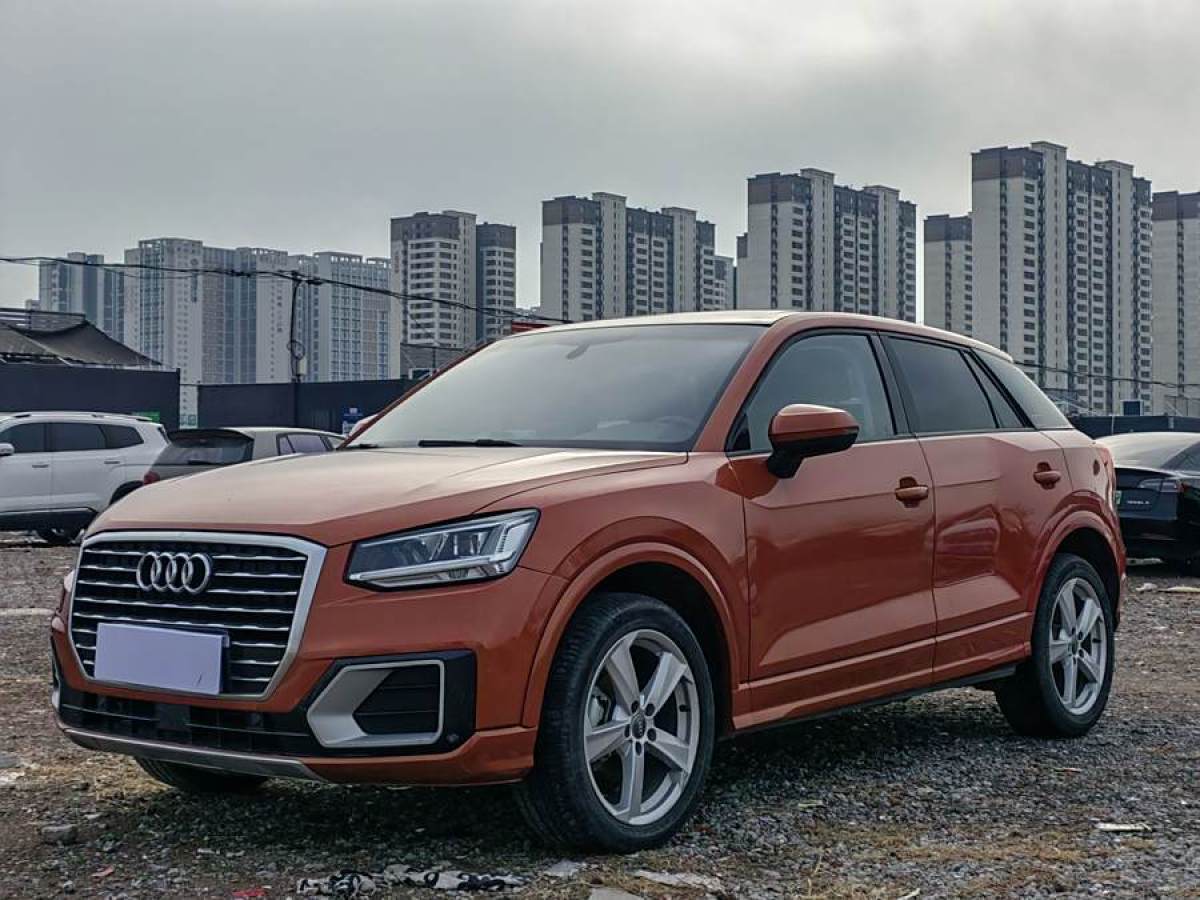 2021年10月奧迪 奧迪Q2L  2021款 35 TFSI 時(shí)尚致雅型