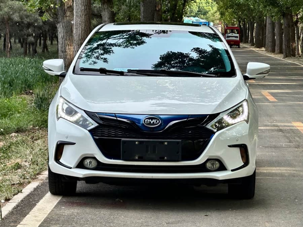 比亞迪 秦  2016款 秦EV300 尊貴型圖片
