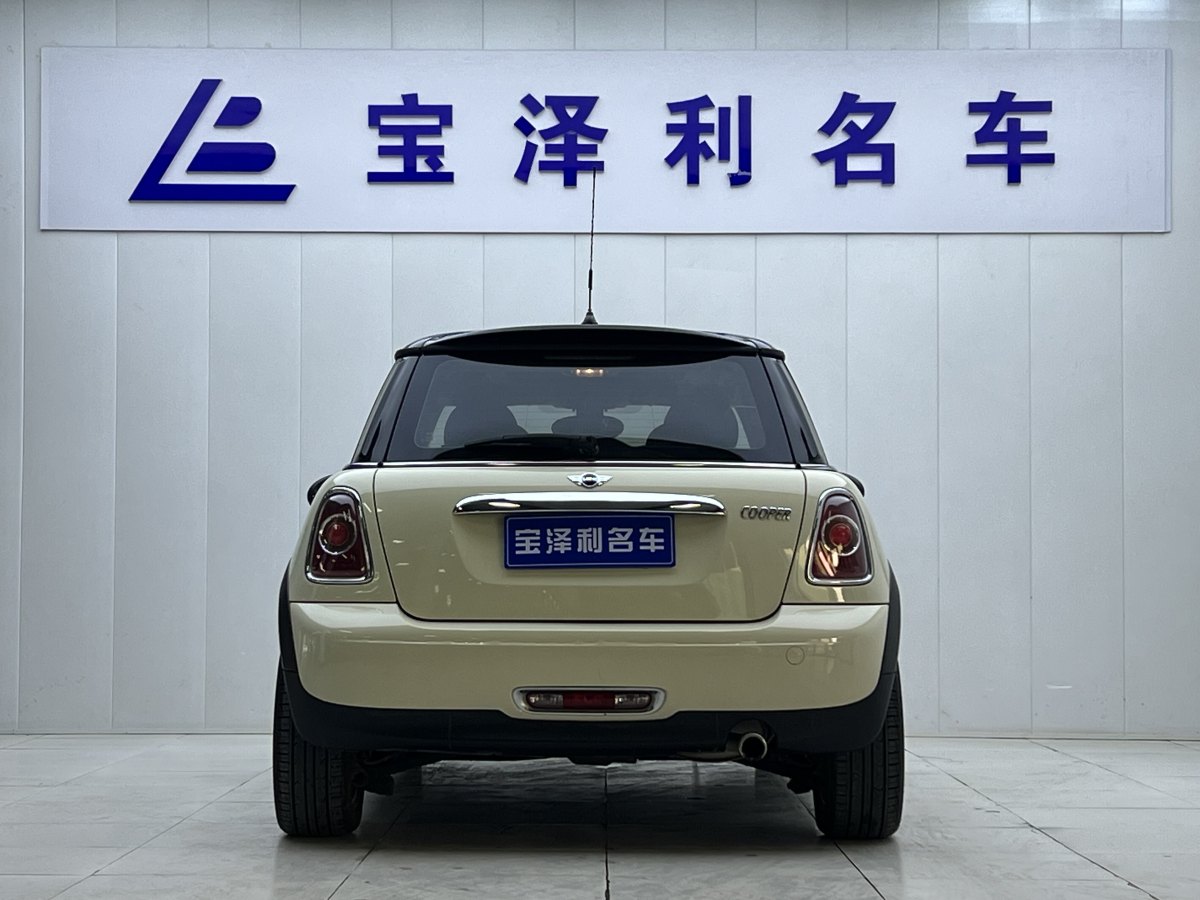 MINI COUNTRYMAN  2011款 1.6L COOPER Fun圖片