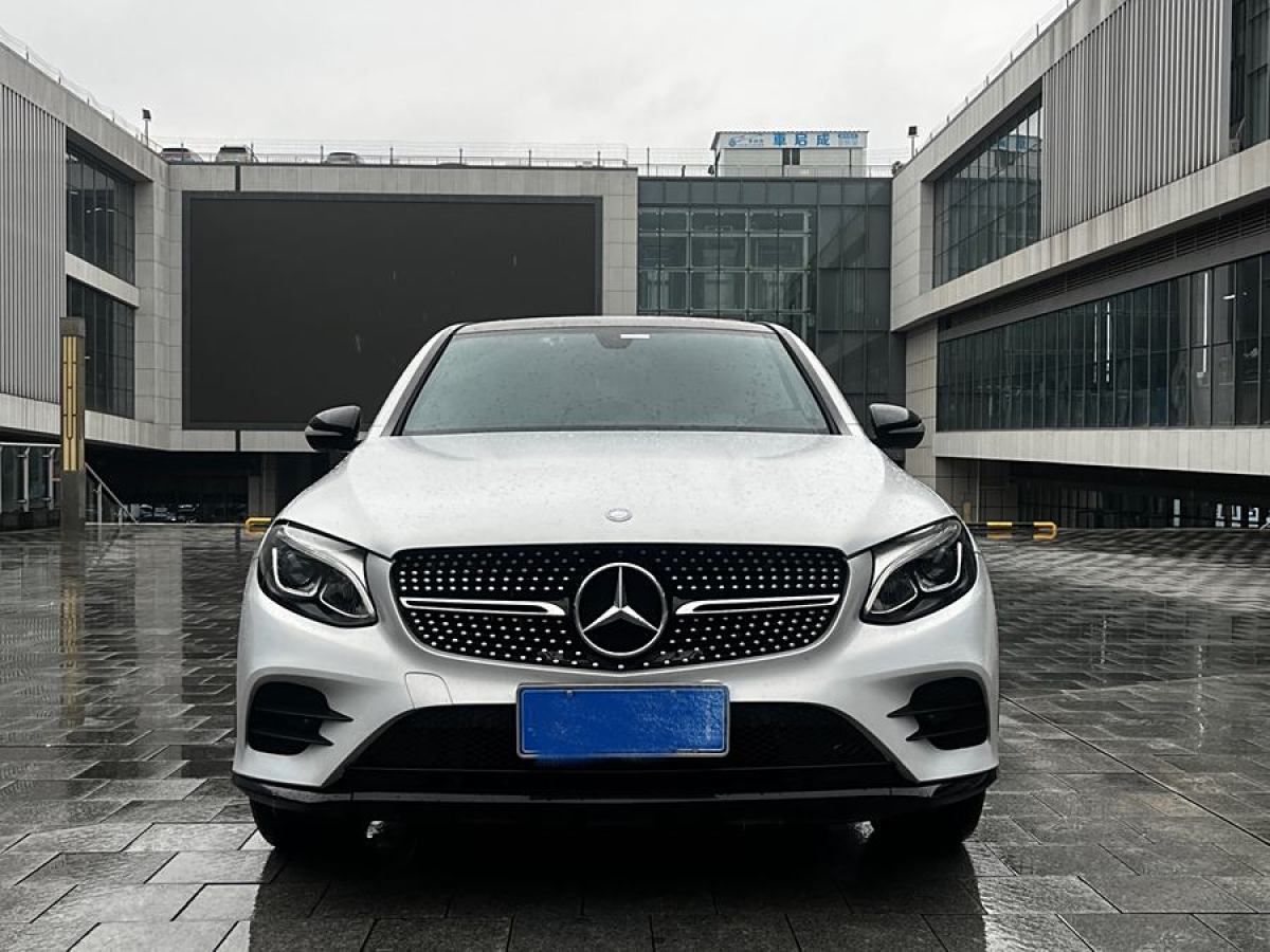 奔馳 奔馳GLC  2023款 GLC 300 4MATIC 轎跑SUV圖片