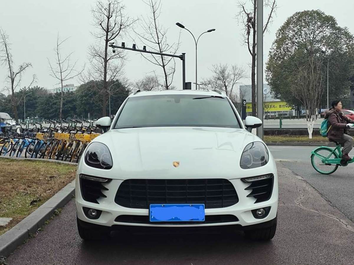 2015年11月保時(shí)捷 Macan  2016款 Macan 2.0T