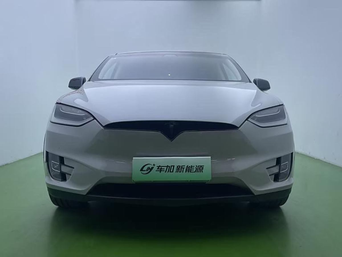 特斯拉 Model X  2016款 Model X 90D圖片