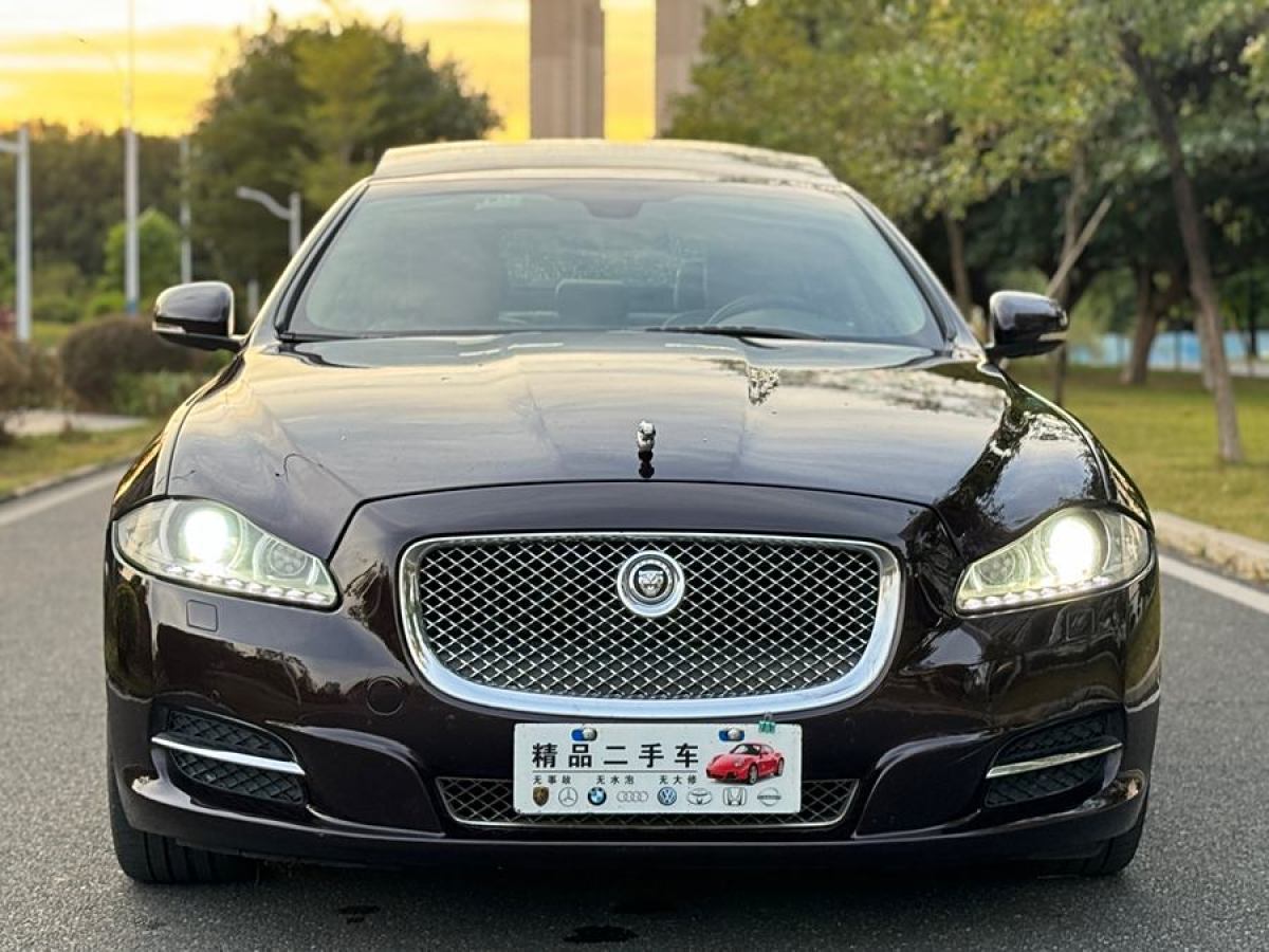 捷豹 XJ  2013款 XJL 3.0 SC 全景商務(wù)版圖片