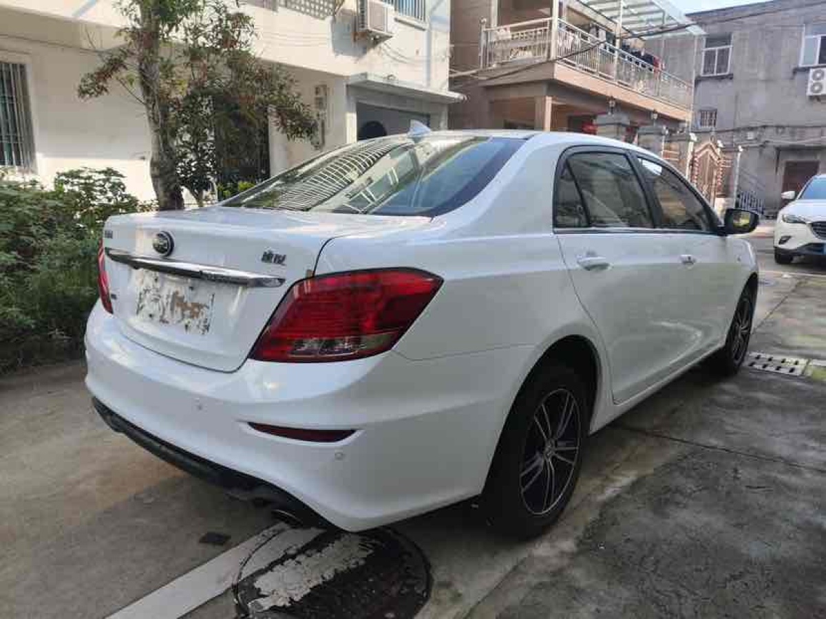 比亞迪 L3  2012款 1.5L 手動舒適型圖片