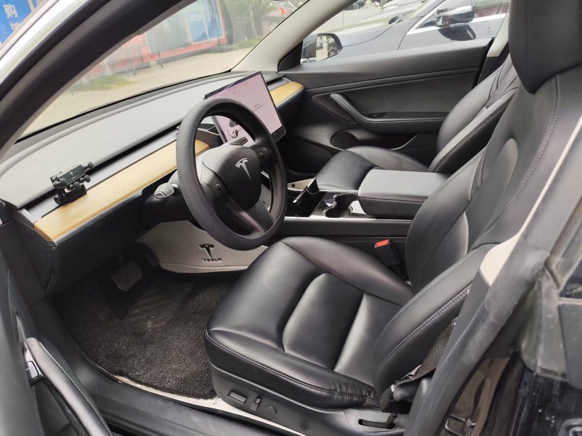 特斯拉 Model 3  2020款 改款 長續(xù)航后輪驅(qū)動版圖片