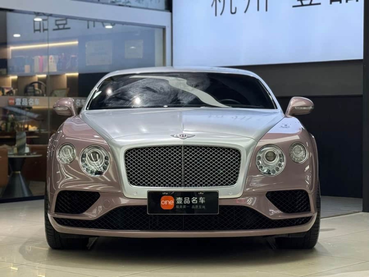 賓利 歐陸  2016款 4.0T GT V8 標(biāo)準(zhǔn)版圖片
