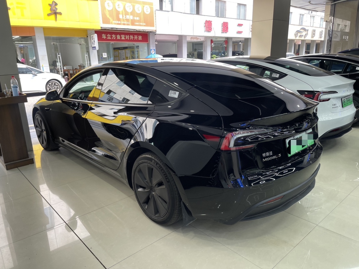 特斯拉 Model 3  2023款 煥新版 后輪驅(qū)動(dòng)圖片