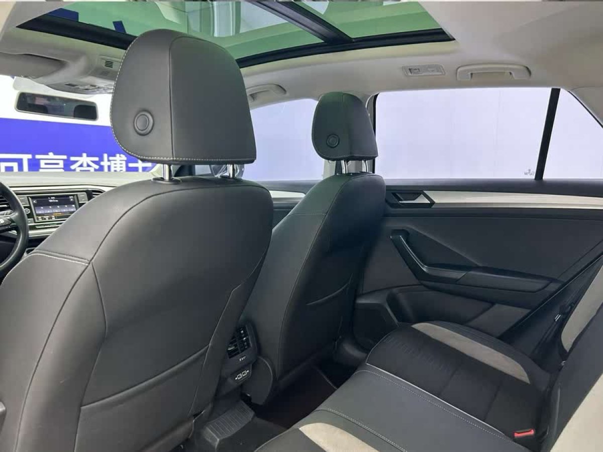 大眾 T-ROC探歌  2020款 230TSI DSG兩驅(qū)進(jìn)取型圖片