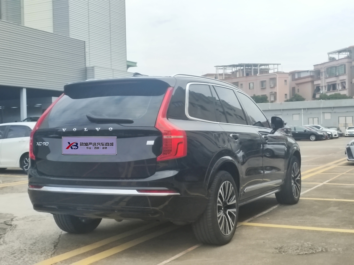 沃爾沃 XC90新能源  2023款 T8 RECHARGE 智尊豪華版 7座圖片