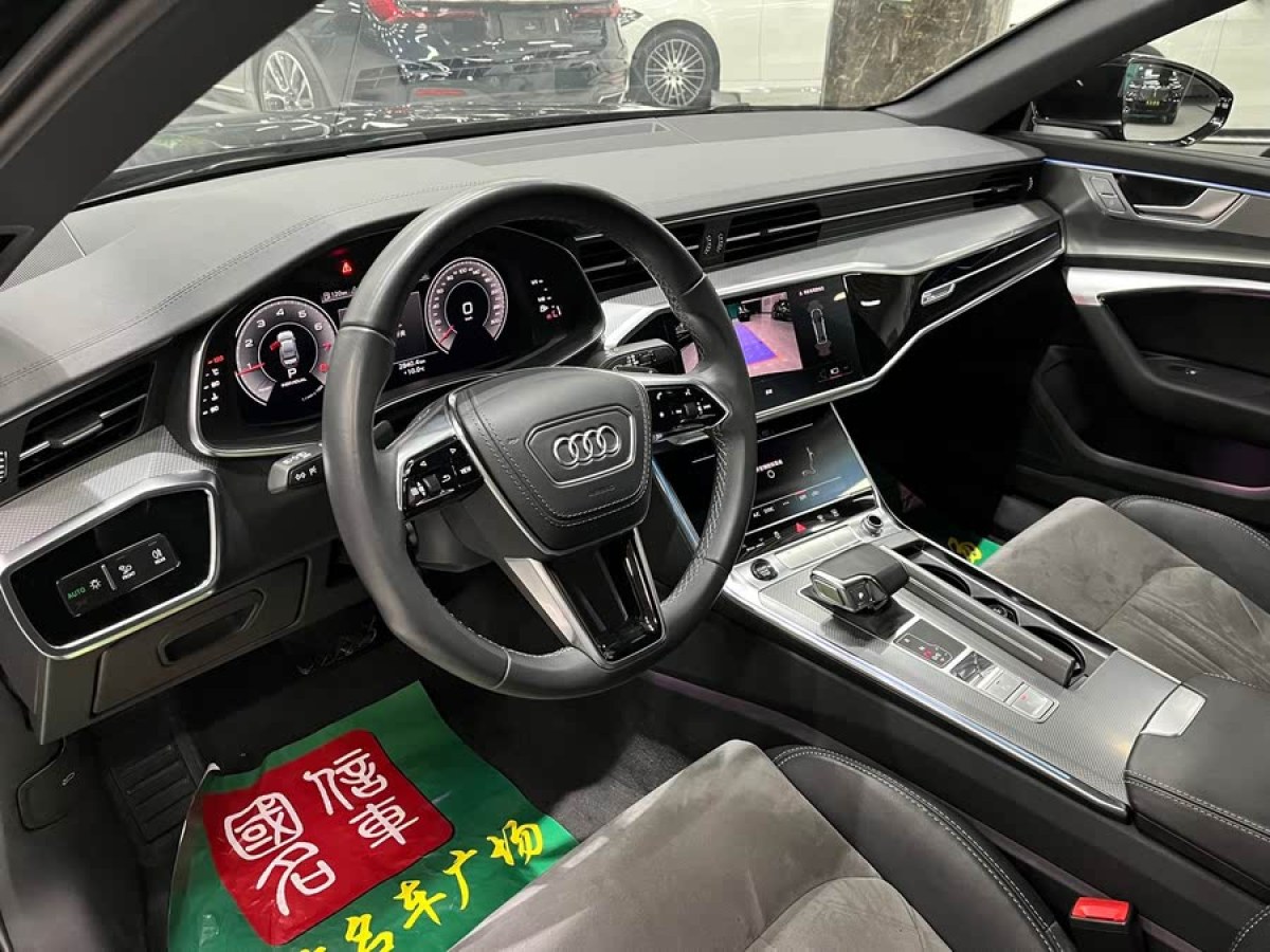 奧迪 奧迪A6L  2023款 改款 45 TFSI 臻選動(dòng)感型圖片