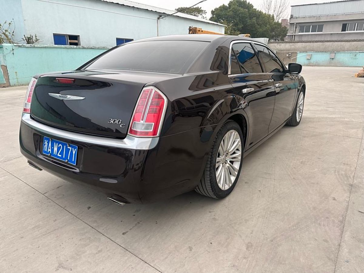 克萊斯勒 300C  2013款 3.6L 尊享版圖片