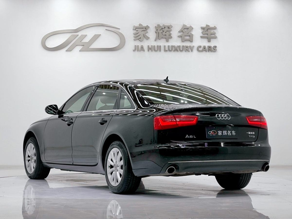 奧迪 奧迪A6L  2012款 TFSI 標(biāo)準(zhǔn)型圖片