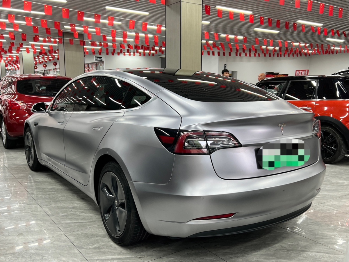 特斯拉 Model 3  2019款 標準續(xù)航后驅(qū)升級版圖片