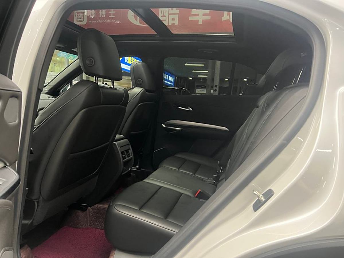 凱迪拉克 XT4  2018款 28T 兩驅(qū)領(lǐng)先型圖片