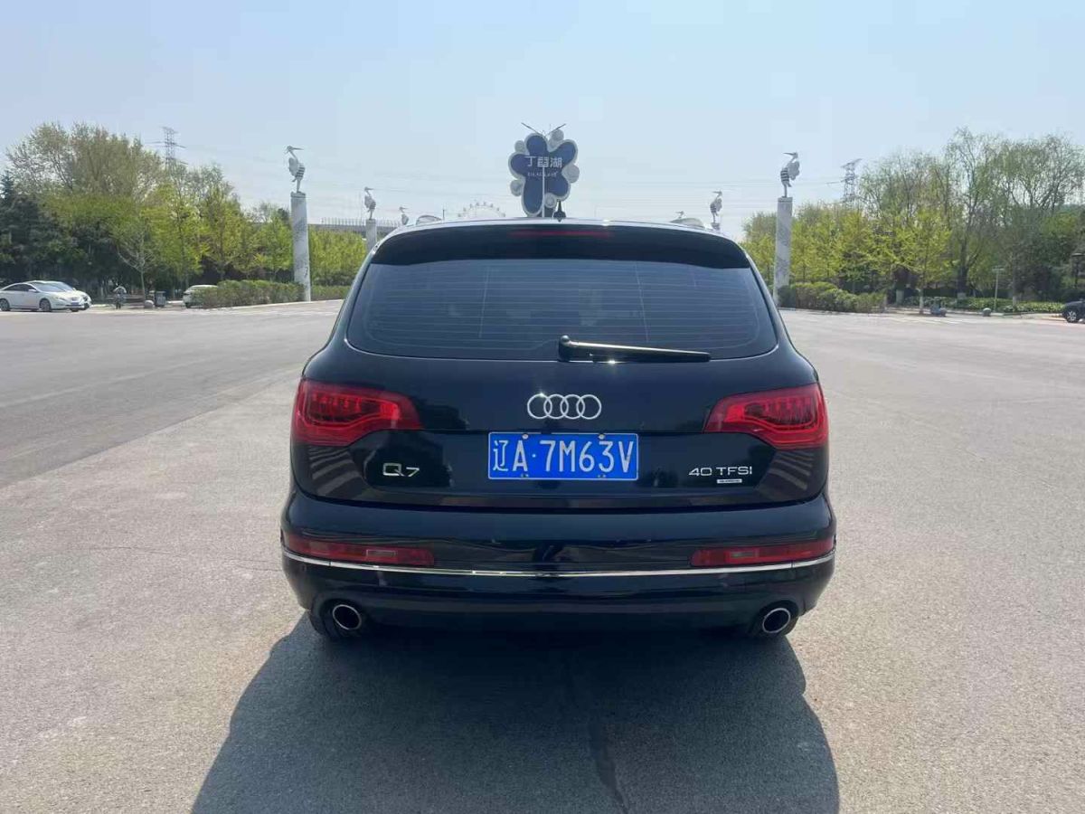 奧迪 奧迪Q7  2011款 3.0 TFSI 專享型(200kW)圖片