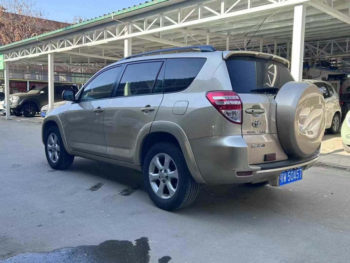 豐田 RAV4榮放  2010款 2.0L 自動(dòng)豪華升級(jí)版圖片