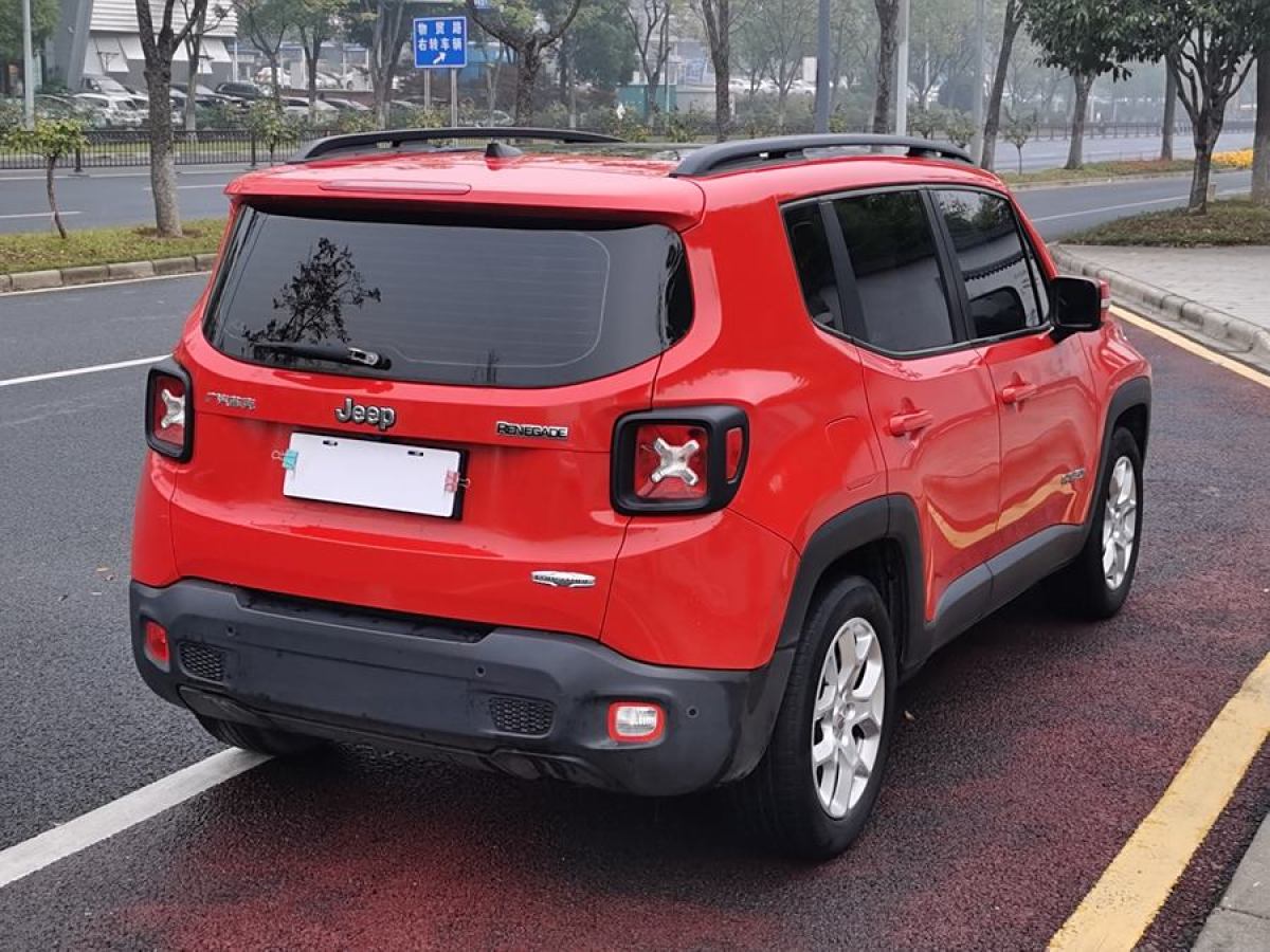 Jeep 自由俠  2017款 180T 自動高能版圖片