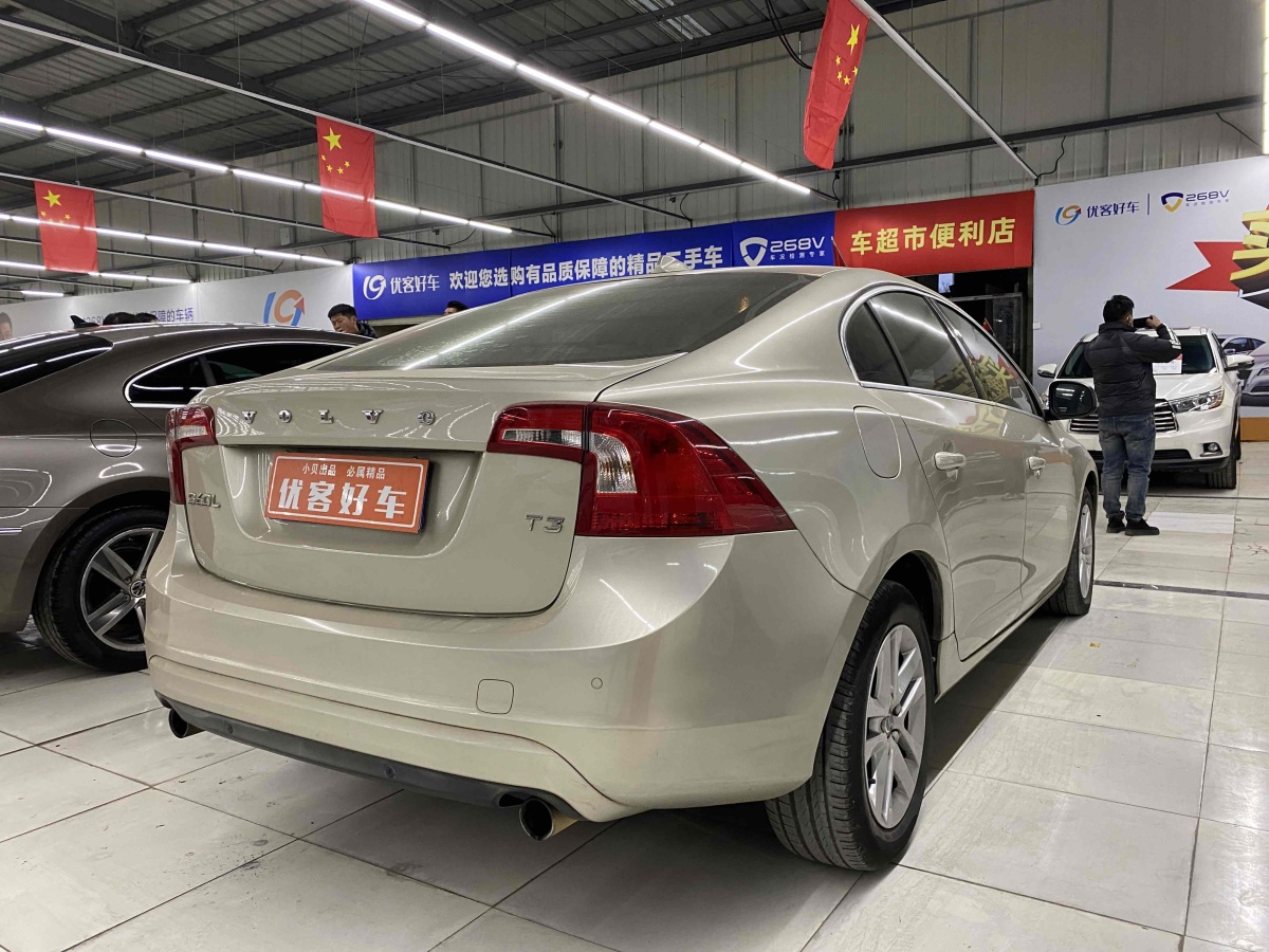 沃爾沃 S60L  2018款 T3 智進(jìn)版圖片