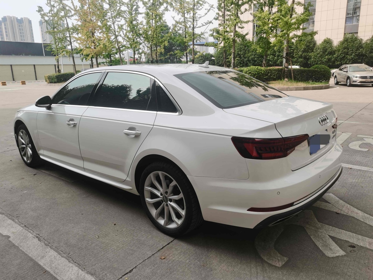 奧迪 奧迪A4L  2019款 40 TFSI 進(jìn)取型 國VI圖片