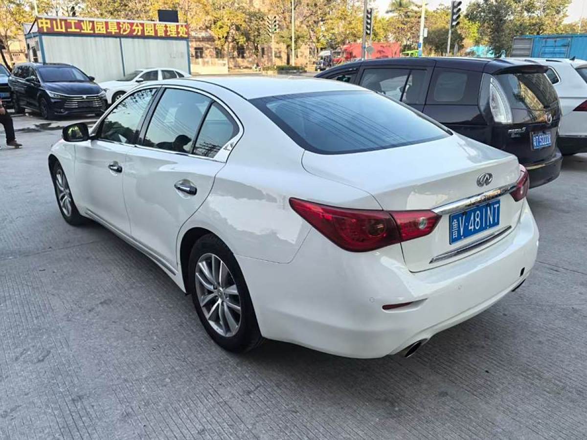 英菲尼迪 Q50L  2016款 2.0T 悅享版圖片