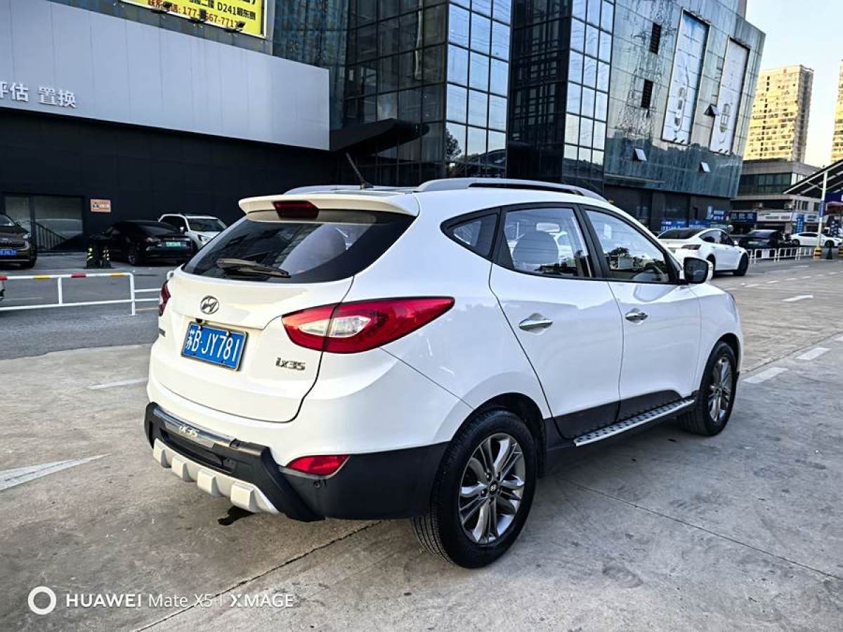 現(xiàn)代 ix35  2013款 2.0L 自動(dòng)兩驅(qū)智能型GLS 國(guó)IV圖片