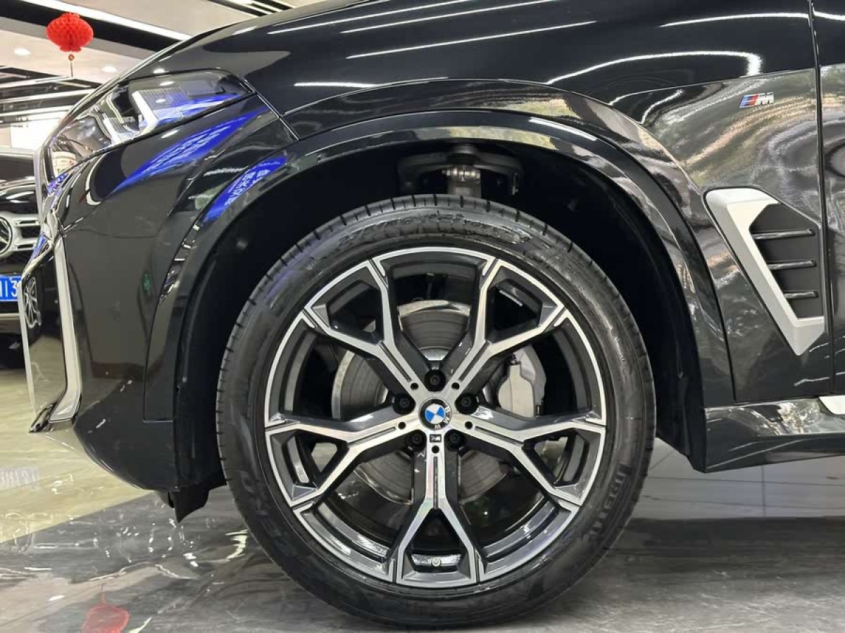 寶馬 寶馬X5  2023款 xDrive 30Li 尊享型M運(yùn)動(dòng)套裝圖片