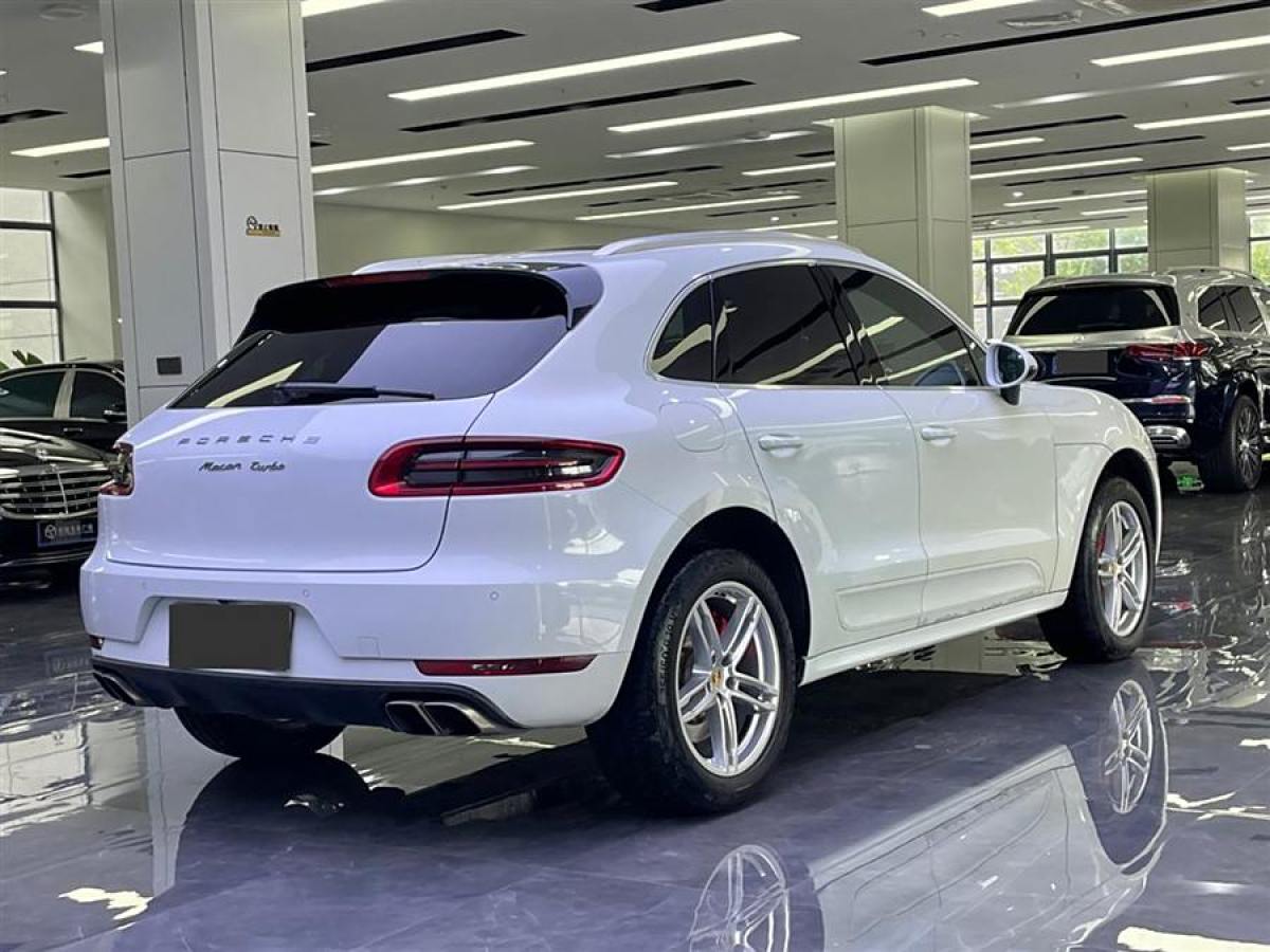 保時(shí)捷 Macan  2016款 Macan Turbo 3.6T圖片