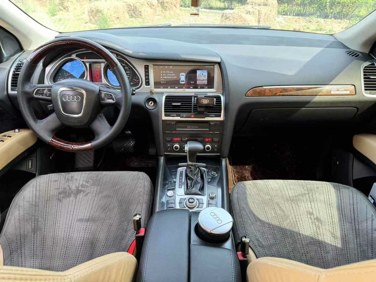 奧迪 奧迪Q7  2010款 Q7 6.0 TDI quattro圖片