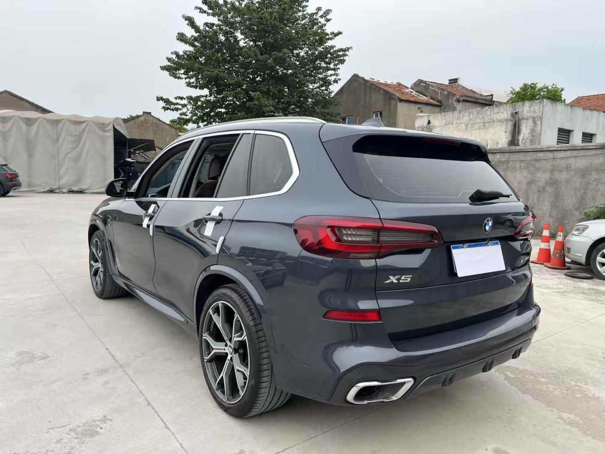 寶馬 寶馬X5  2021款 xDrive30i X設(shè)計(jì)套裝圖片