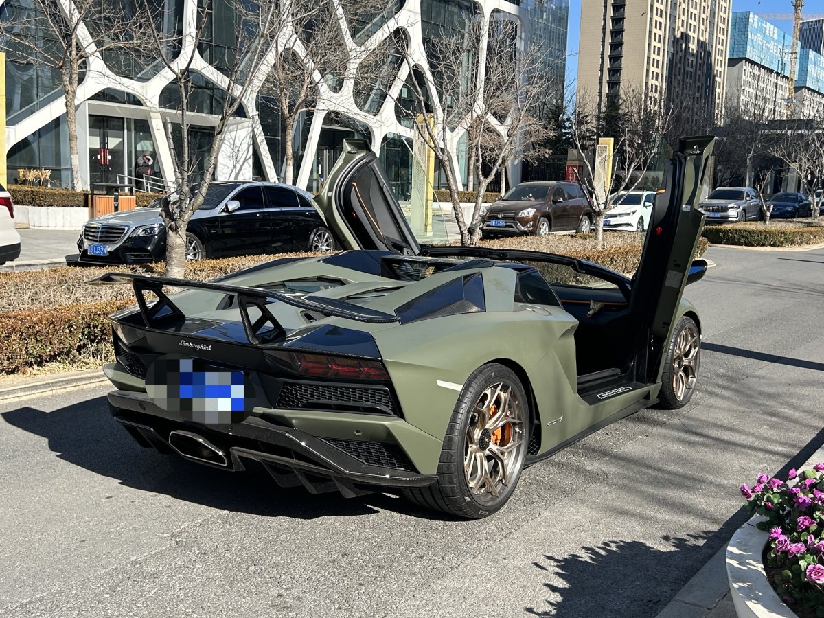 蘭博基尼 Aventador  2018款 Aventador S Roadster圖片