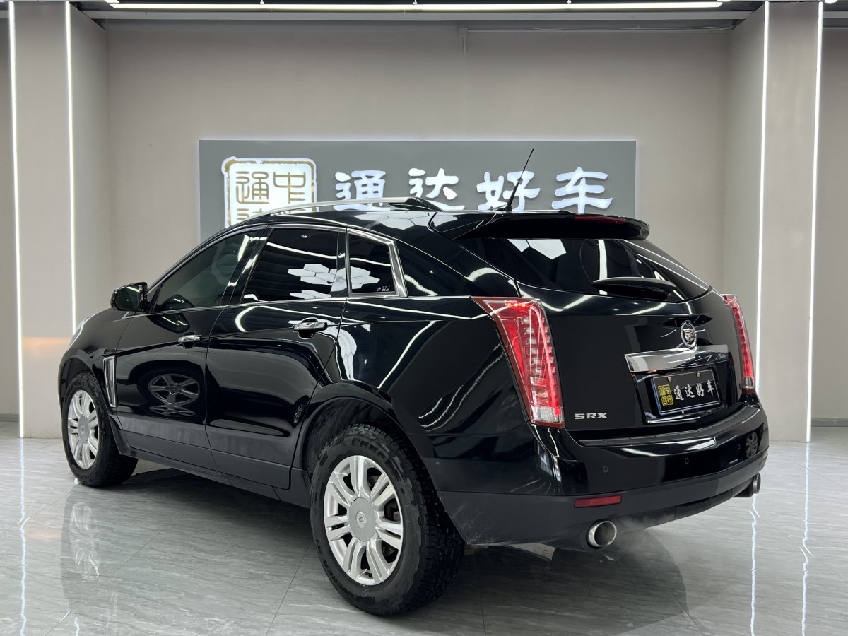 凱迪拉克 SRX  2014款 3.0L 精英型圖片