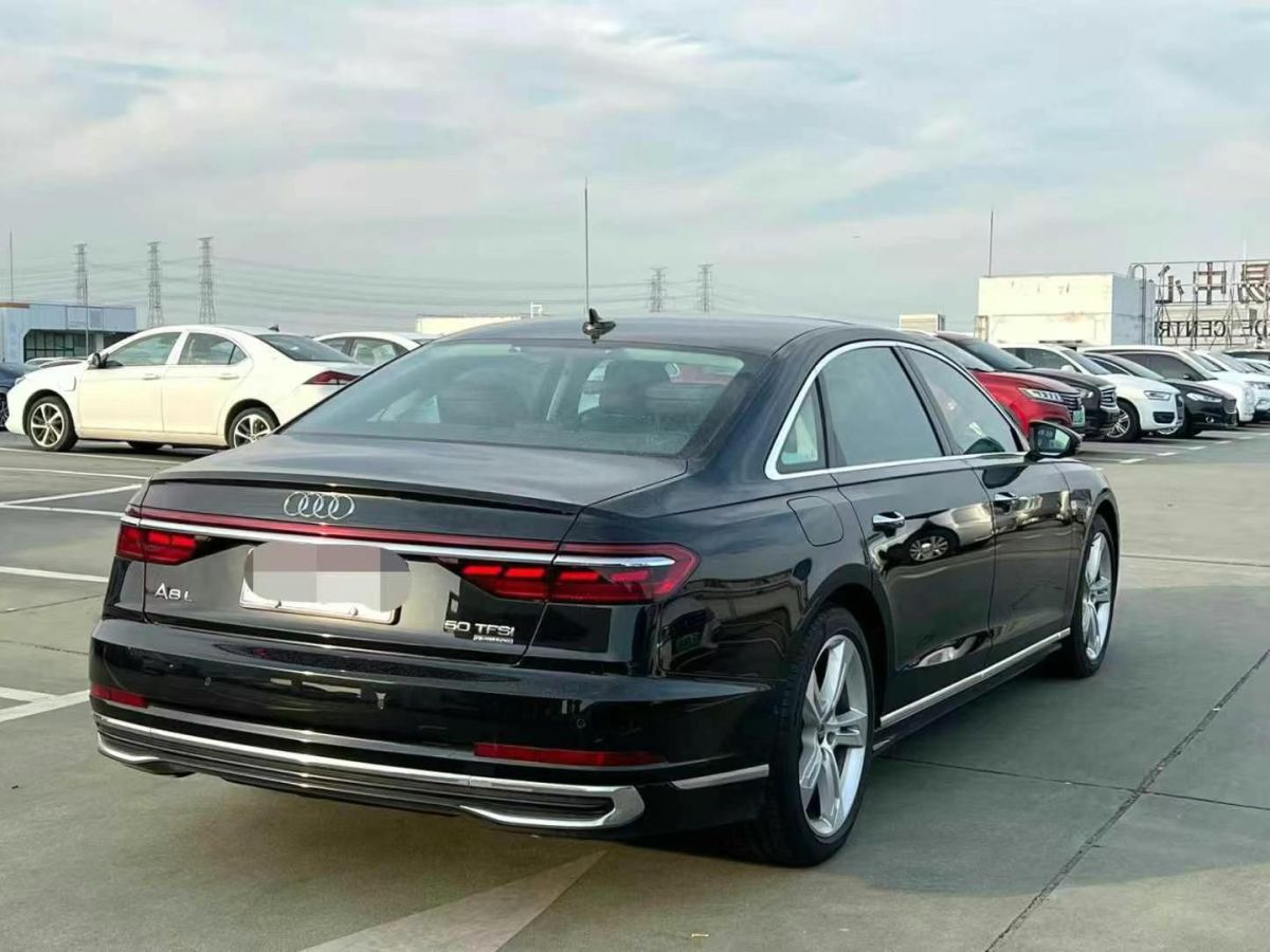 奧迪 奧迪A8  2023款 A8L 60 TFSI quattro圖片