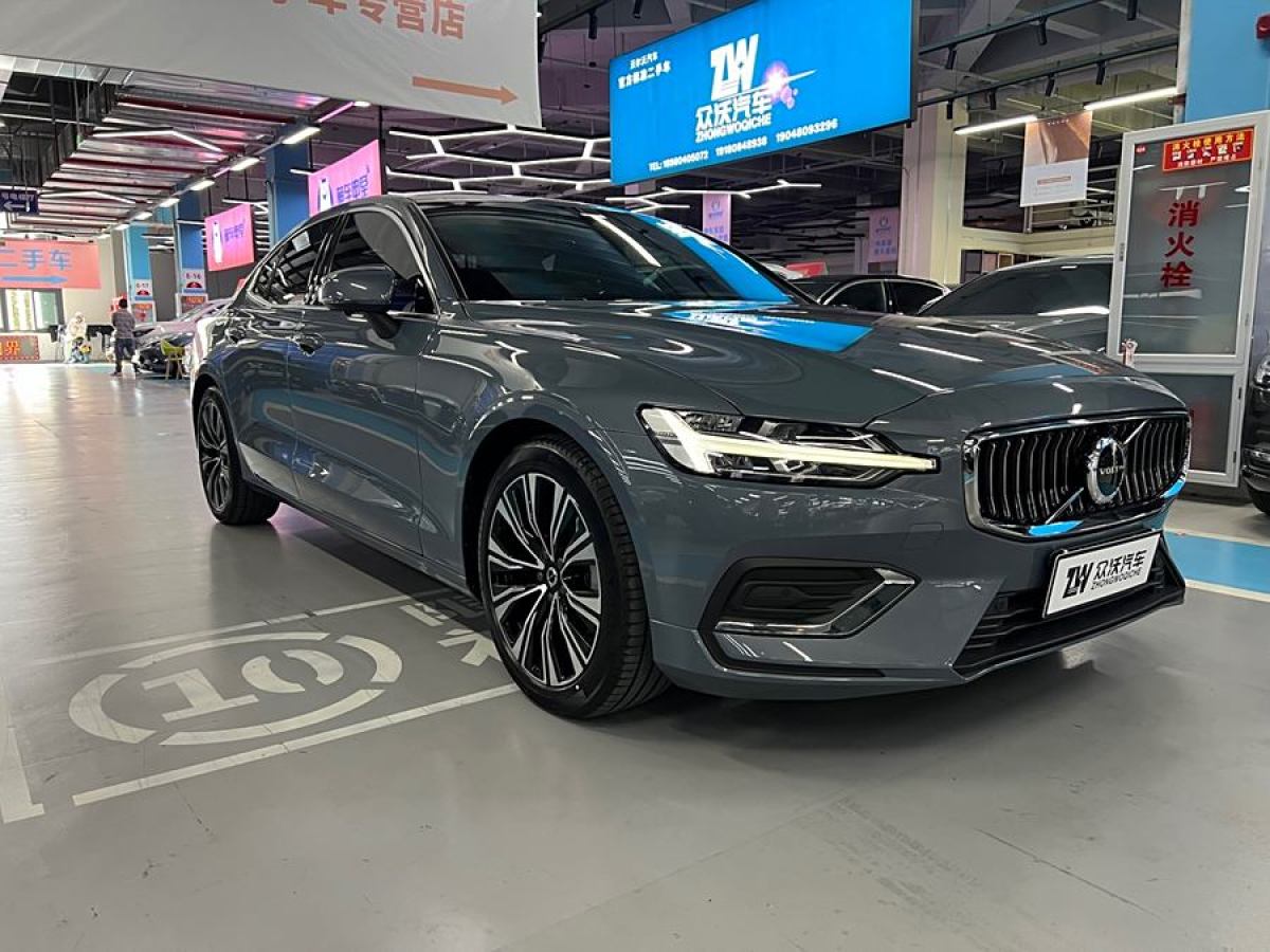 沃爾沃 S60L  2023款 B4 智遠豪華版圖片