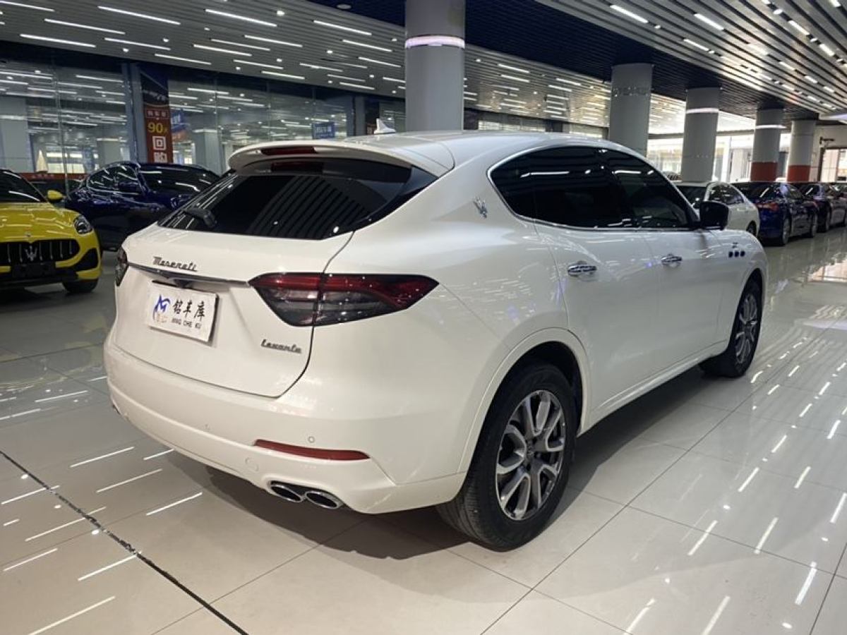 瑪莎拉蒂 Levante  2022款 2.0T GT鋒芒版圖片